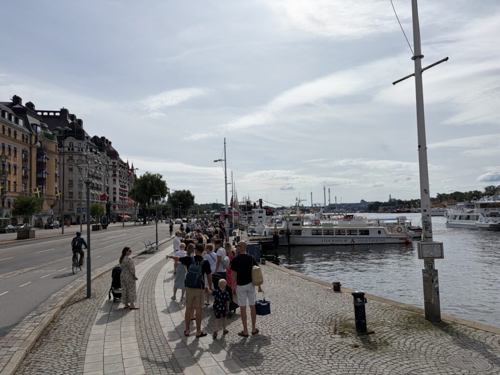 stand in line stockholm archipelago tours
